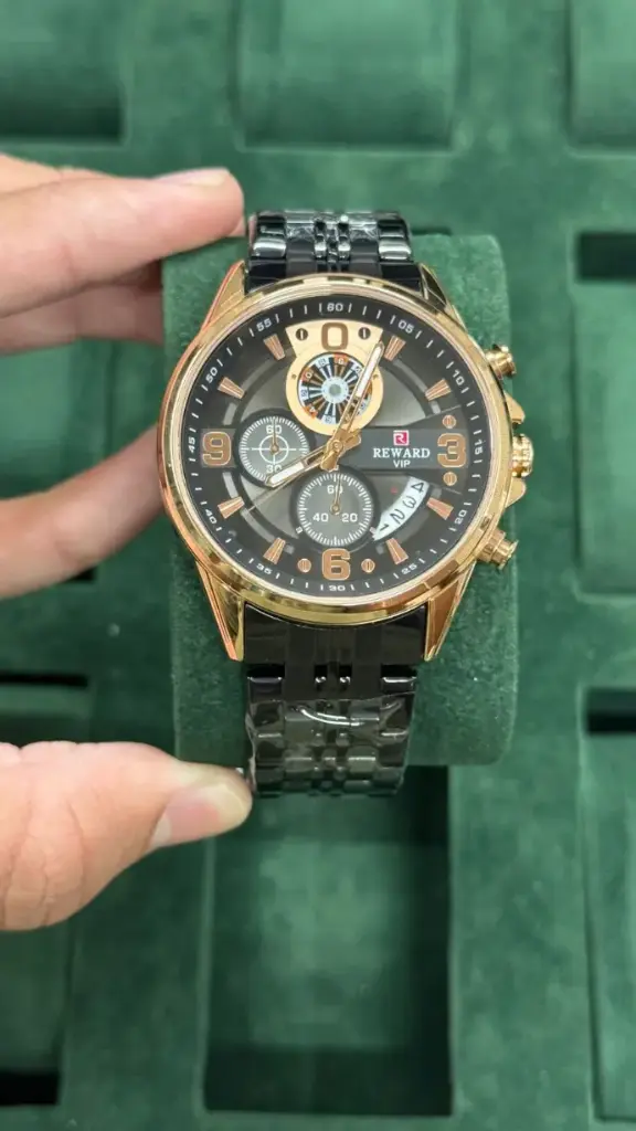 REWARD RD81057M. Black Dial