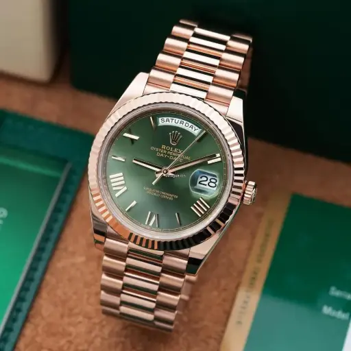 Rolex Day-Date 40mm – Everose Gold with Green Dial